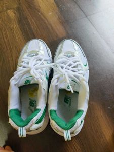 New Balance 530 White Green Sneakers