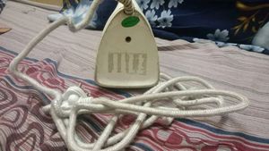 Phillips Steam Iron - Working