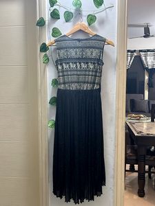 Today Sale💕fix Price Korean Shimmery Dress 💕