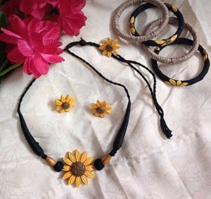 Handmade Jewellery 1D