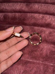 Set of 2 Gold Rings