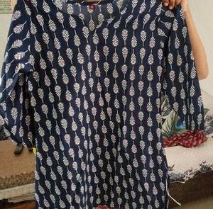 Women Short Kurta