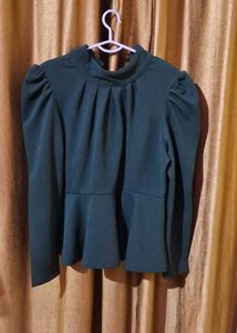 Kassually Branded Top Size 40 Inches