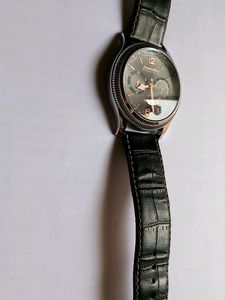Quartz Working Men Wrist Watch