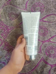 B1G1 !!! Aloe Vera And Green Tea Daily Body Lotion
