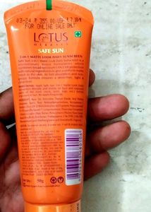 LOTUS  SPF 40