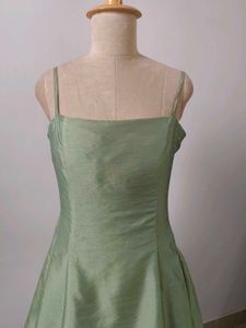 Pretty Gown