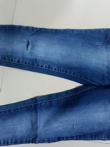 Distressed Skinny Jeans