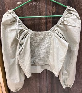 Sim &amp; Sam Green Puff Sleeves Top!💚