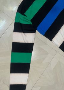 T-Shirt V Neck Full Sleeves