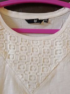 ☁️White Lace Tshirt☁️