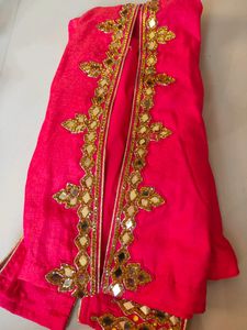 Kurta With Sleeve Nd Chunari