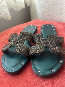 Stylish Green Flats