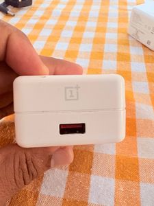 Oneplus Mobile Charger
