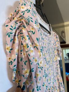 Floral Summe Midi Dress 👗 Tag Removed But It’s New Not Even Worn Once