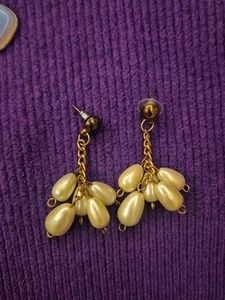 Set of Earrings