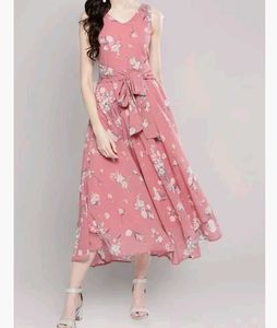 Floral Maxi Dress - Perfect for Summer!