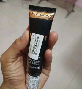 Revolution Mattify Matte &amp; Fix Primer