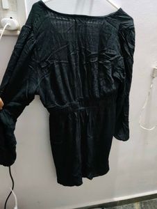 Elegant Black Long Sleeve Top