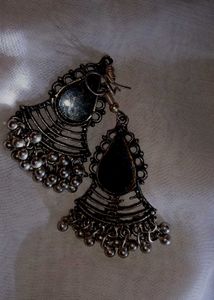 Mirror Attached Earings