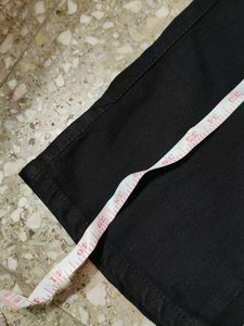 Black cargo jeans