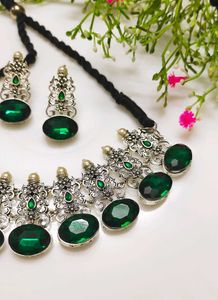 Bottle Green Statement Choker Set