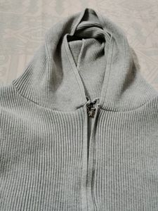 SMALL WOOLEN CROP TOPS