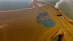 H&amp;M Body fit Orange T-shirt