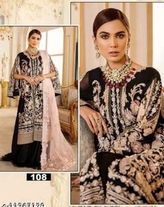 Brand New Pakistani Trendy Embroidered Suit😍