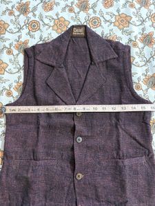Burgundy Sleeveless Waistcoat