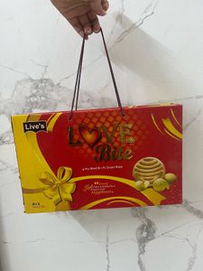 Love Bite Gift Set + FREE Kitty Mug