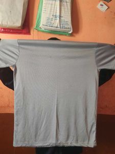 Patterned Grey T-shirt