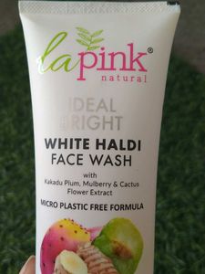 La Pink White Haldi Face Wash