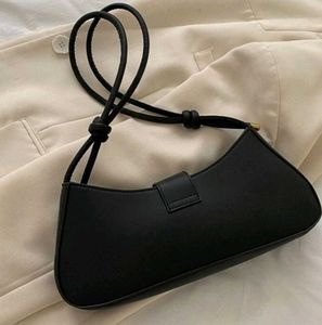 Chic Black Buckle Y2K Shoulder Bag