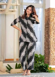 Stylish Printed Shirt & Pant Set