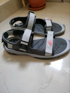 Adidaz Opez Sandal UK 9 New Condition
