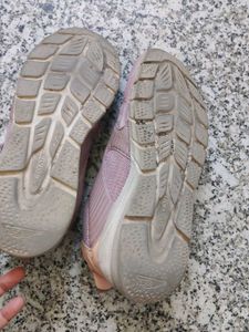 Mauve Knit Running Shoes