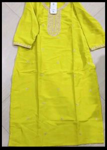 Women Fully Embroidered Kurta Pant Dupatta Sets