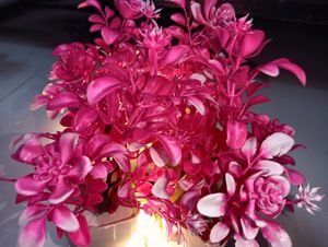 2 Artificial Flowers Pot