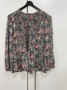 🌸 Zara Floral Dream Top: Steal the Look! 🌸
