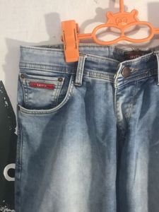 Light Wash Denim Jeans