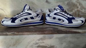 Original Lakhani Touch Canvas Sports Shoes UK 9
