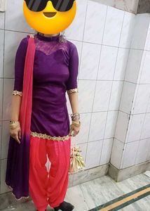 Price Droppped ❌❌❌Purple And Coral Punjabi Suit