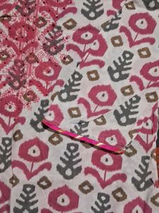 Daily Wear Beautiful Kurti