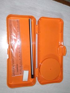 Pencil Box With Spiner