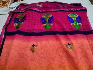 Saree with blouse - like new 💗