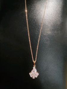 Beautiful Chain with Pendent ✨
