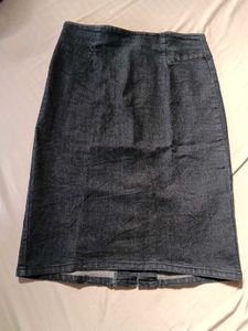 stylish Denim Skirt - Classic Style