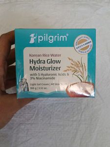 Pilgrim Hydra Glow Moisturizer