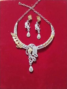 Elegant Necklace Set